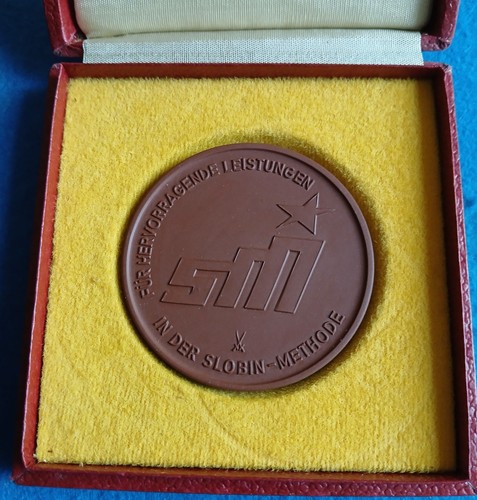 272 ddr medaille für - 09, "für