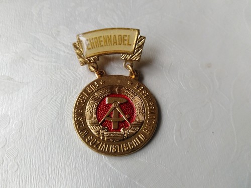 Ddr ehrennadel für - ddr,