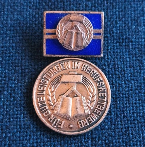 Auszeichnung ddr medaille - ddr:,
