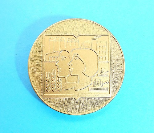 Medaille ddr hervorragende - ddr,