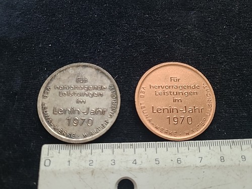 Ddr medaille hervorragende - 2x,