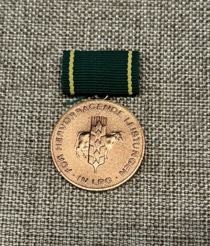 Ddr medaille hervorragende - medaille,