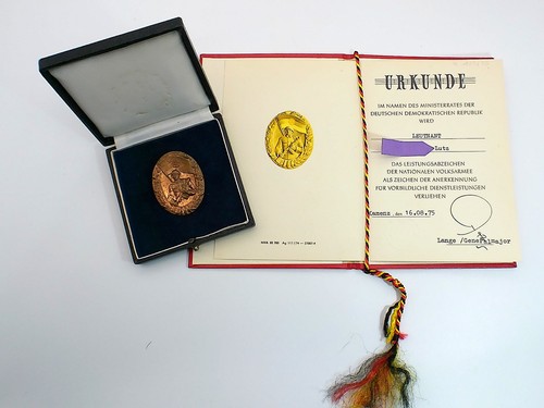 Ddr nva leistungsabzeichen - ddr,