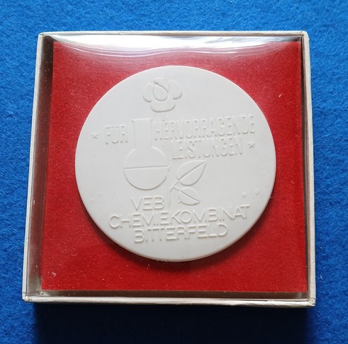 156 ddr porzellan medaille - 156,