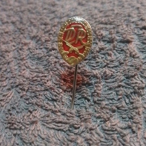 Ddr anstecknadel gst - ,