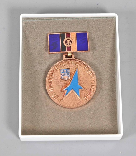 Ddr fdj medaille orden - medaille,